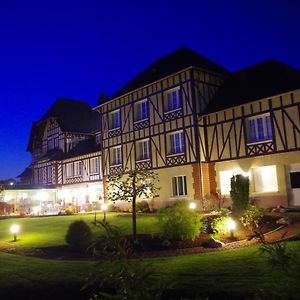 Logis Hotel & Restaurant La Villa Des Houx